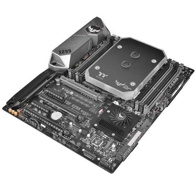 Thermaltake Pacific M4 ASUS TUF X299 MARK I