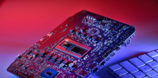 Intel Hades Canyon NUC