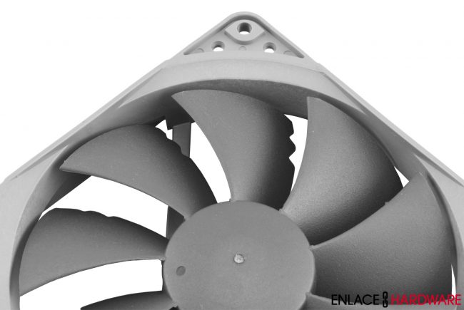 Noctua NF-P12 Redux Review